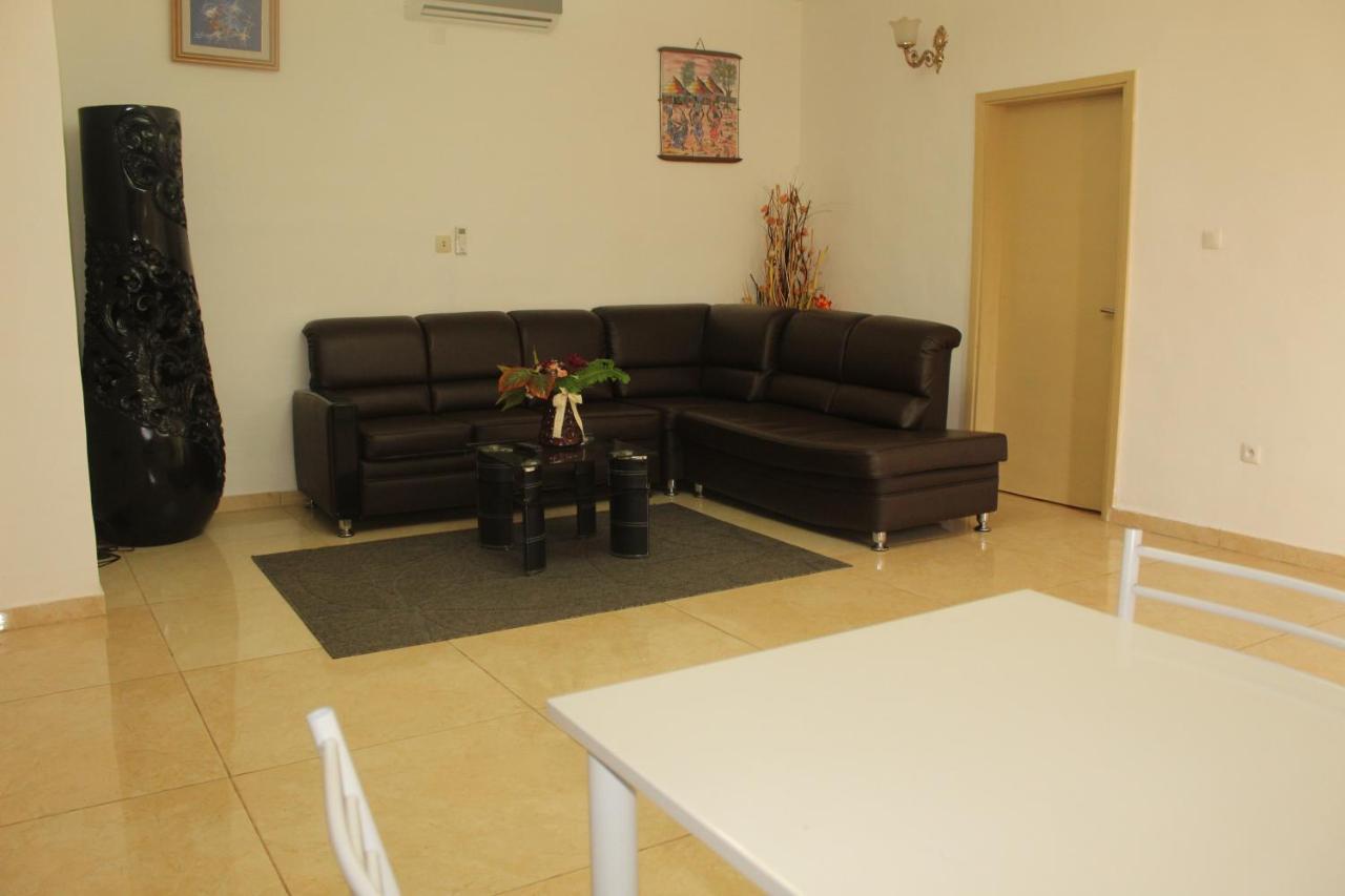 Complexe Hotelier Olympe Korhogo Extérieur photo