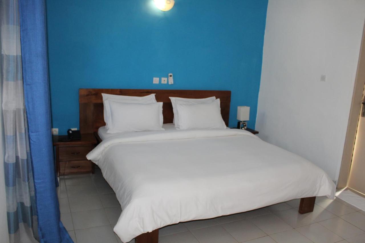 Complexe Hotelier Olympe Korhogo Extérieur photo