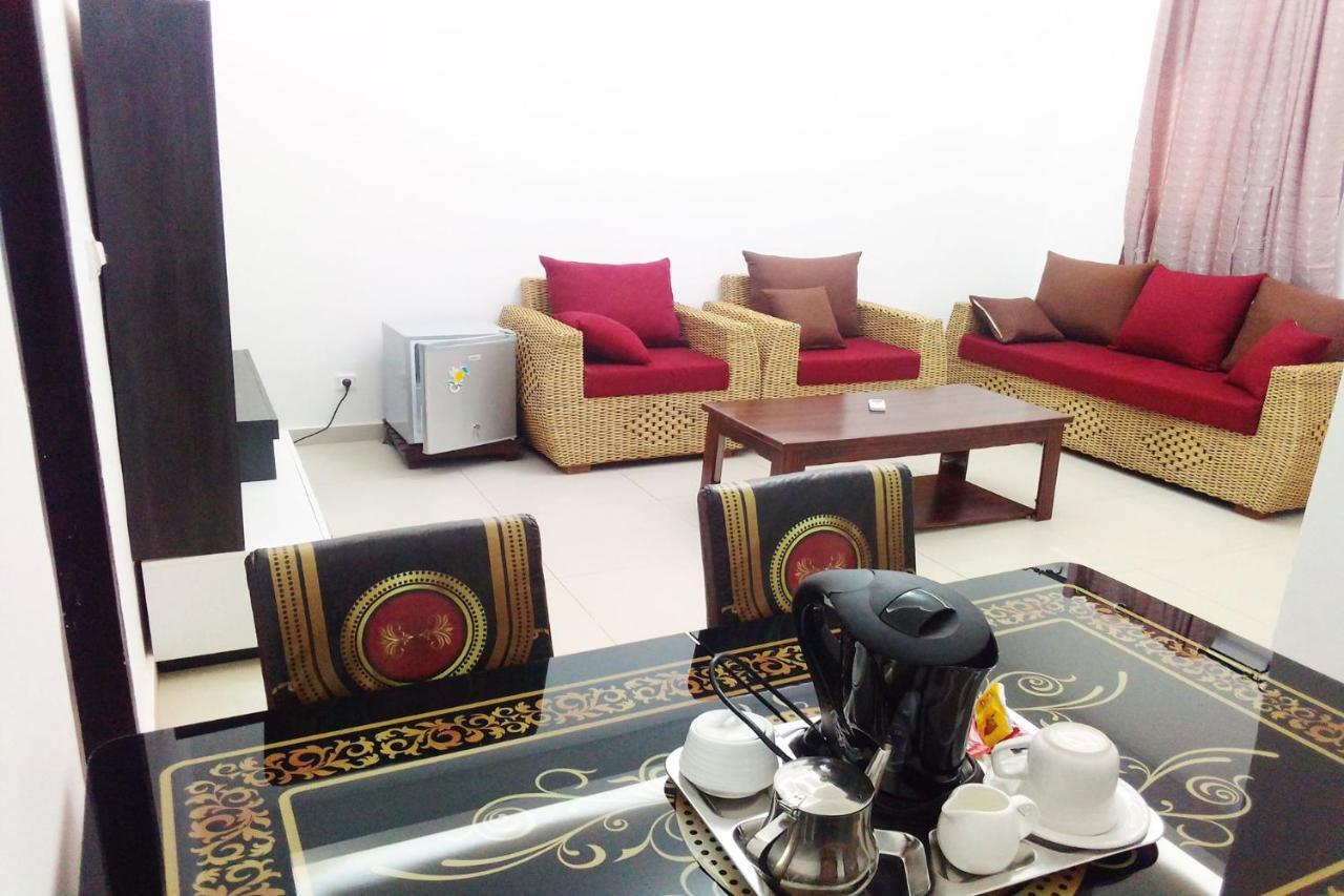 Complexe Hotelier Olympe Korhogo Extérieur photo